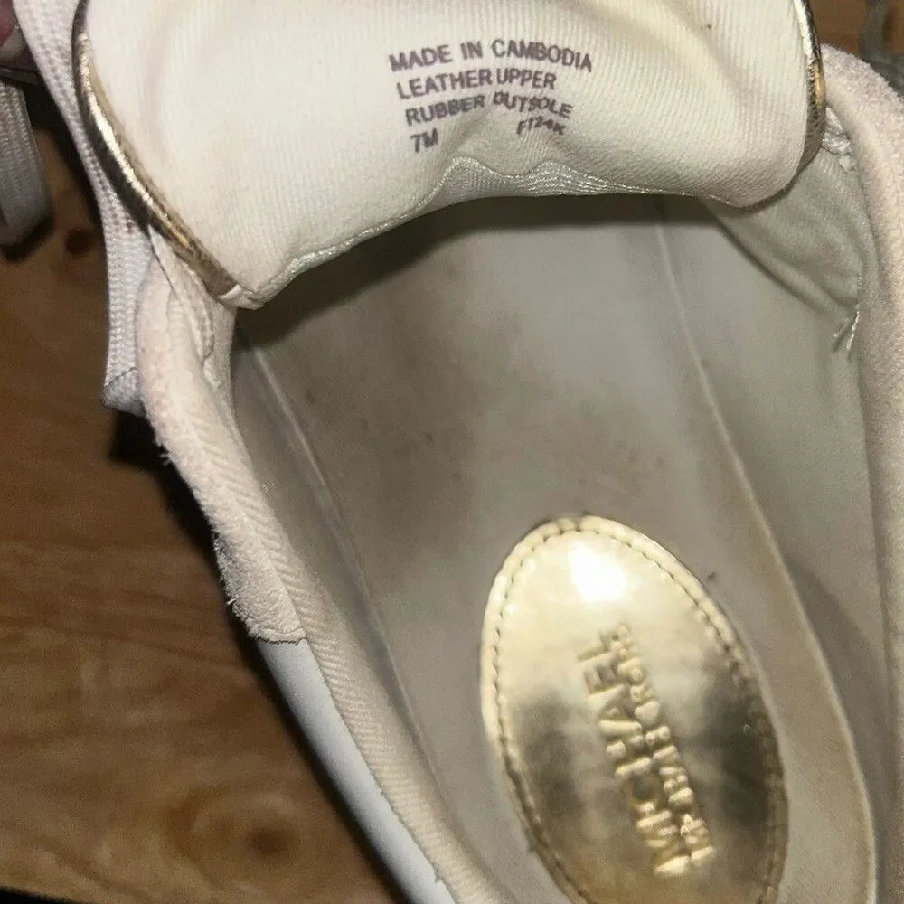 Michael Kors Womens White Leather Gold Accent Sneakers Shoes Size 7M FT24K